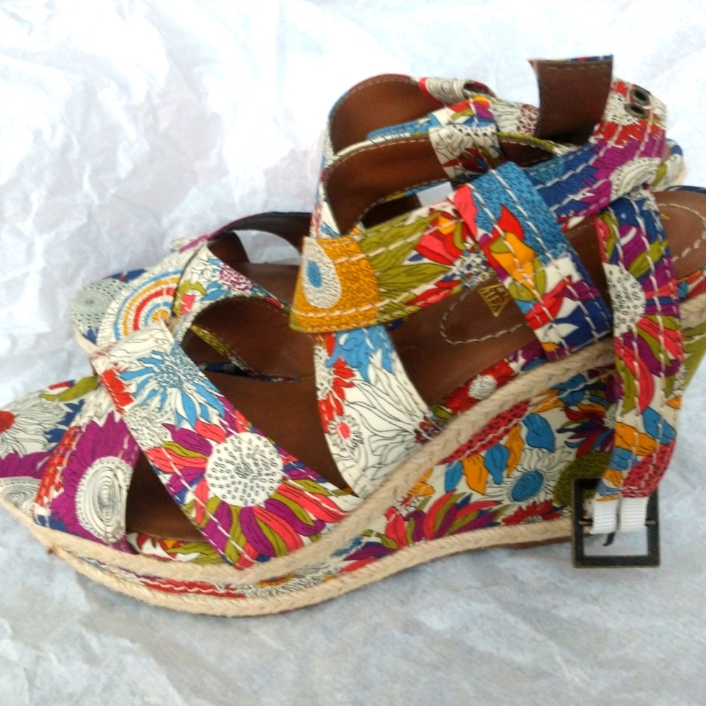 Hush Puppies Wedges fit like a 7